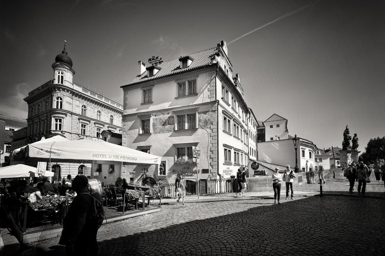 Hotel U 3 Pstrosu Praga Exterior foto