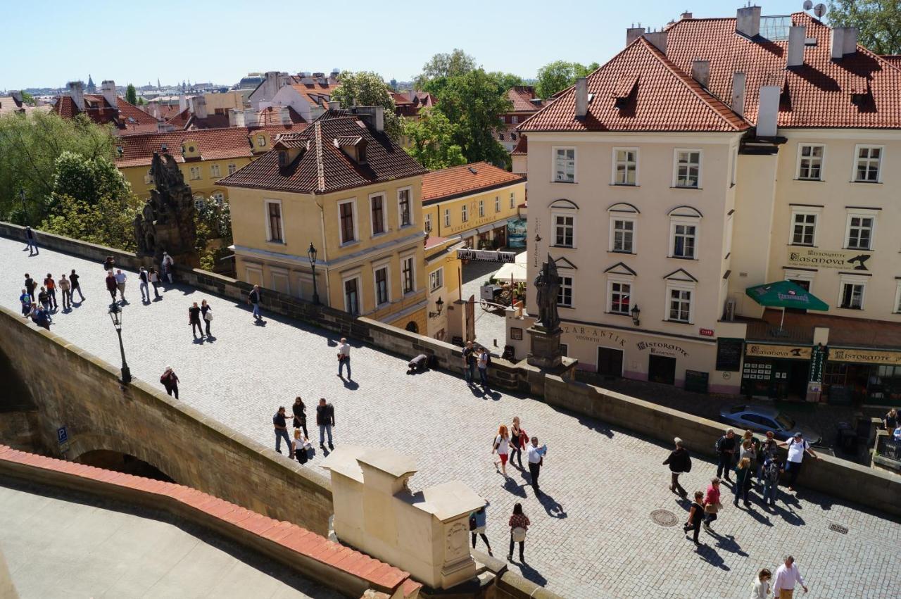 Hotel U 3 Pstrosu Praga Cameră foto